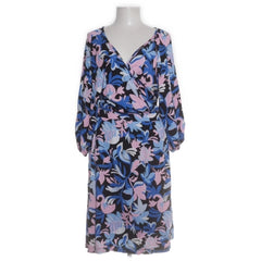 Unfold Copenhagen | Blauwe bloemen wikkeljurk