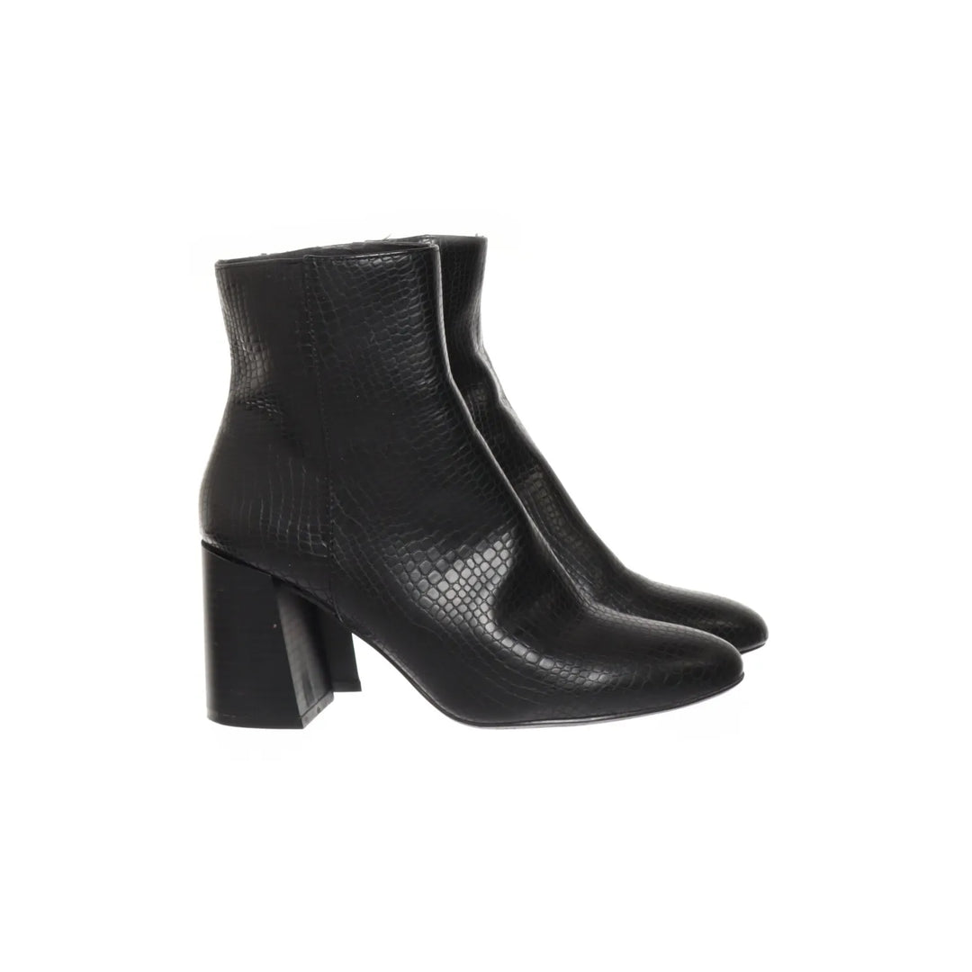 Zwart - Laarzen met hak