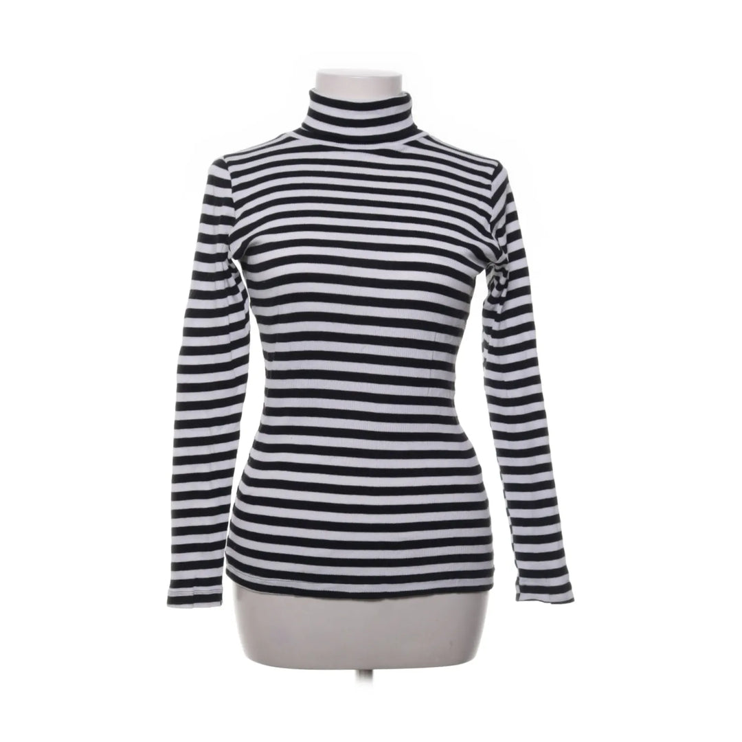 Mads Nørgaard | Wit, Zwart - Coltrui