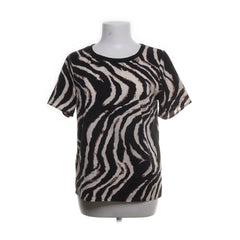 Sofie Schnoor | Zwart-wit zebra print t-shirt