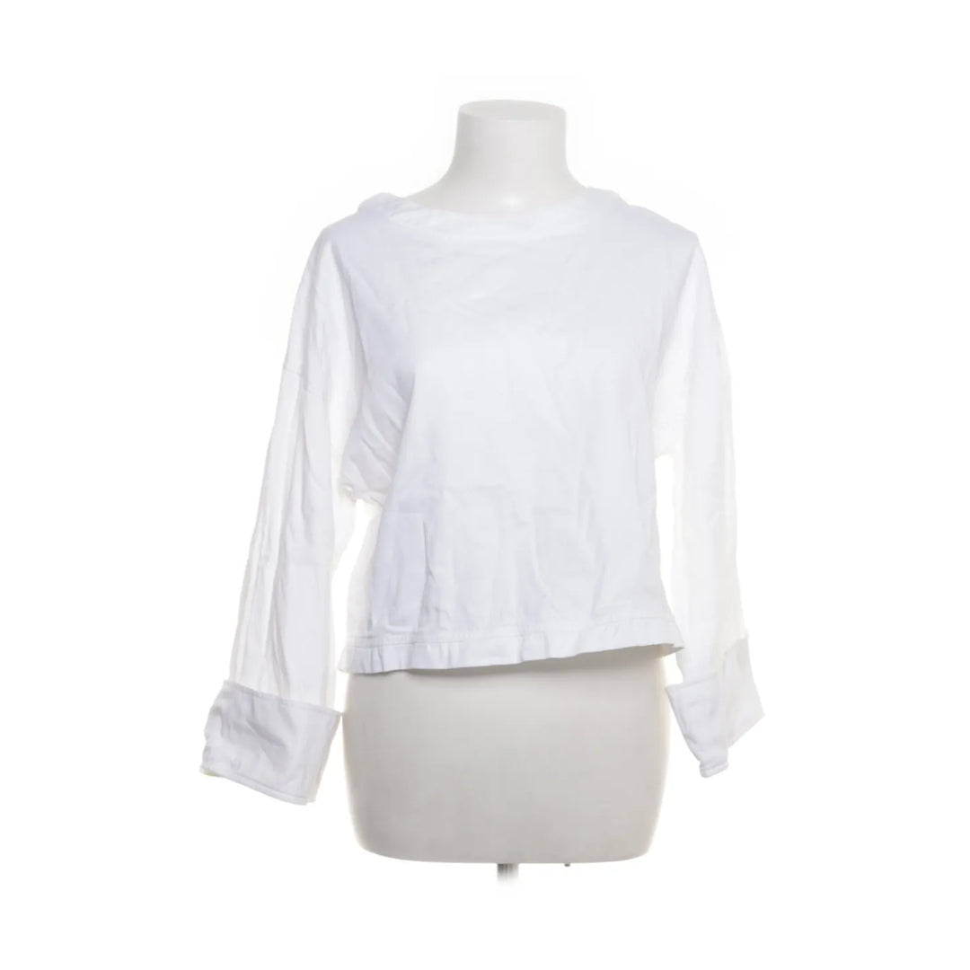 King Tuckfield | Wit - Top