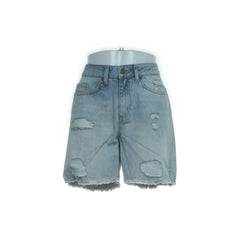 Soaked in Luxury | Lichtblauwe Gescheurde Jeansshort