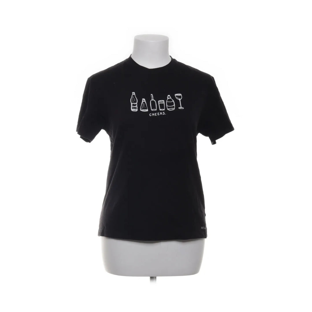 Manda | Zwart - T-shirt