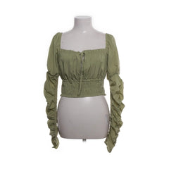 NA-KD | Groene cropped blouse met pofmouwen