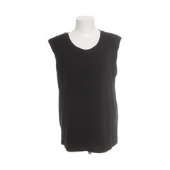 More & More | Zwarte mouwloze top met ronde hals
