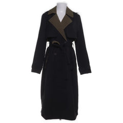 Pieces | Zwarte trenchcoat met contrastkraag