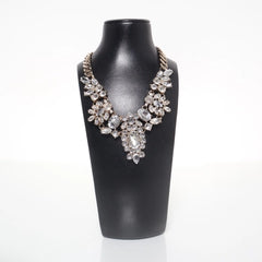 Zilverkleurige Kristallen Statementketting