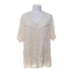 Reflect Ethnic | Beige knoopsluiting blouse