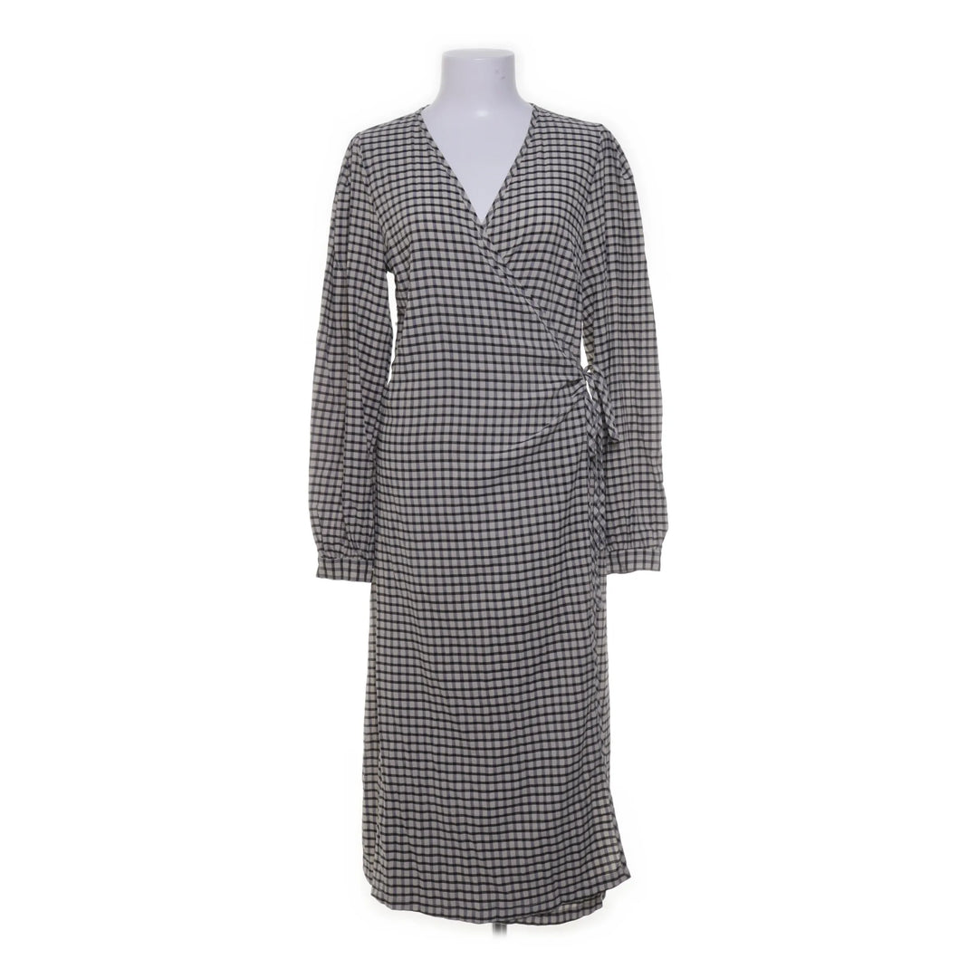 Object | Zwart, Beige - Wikkeljurk