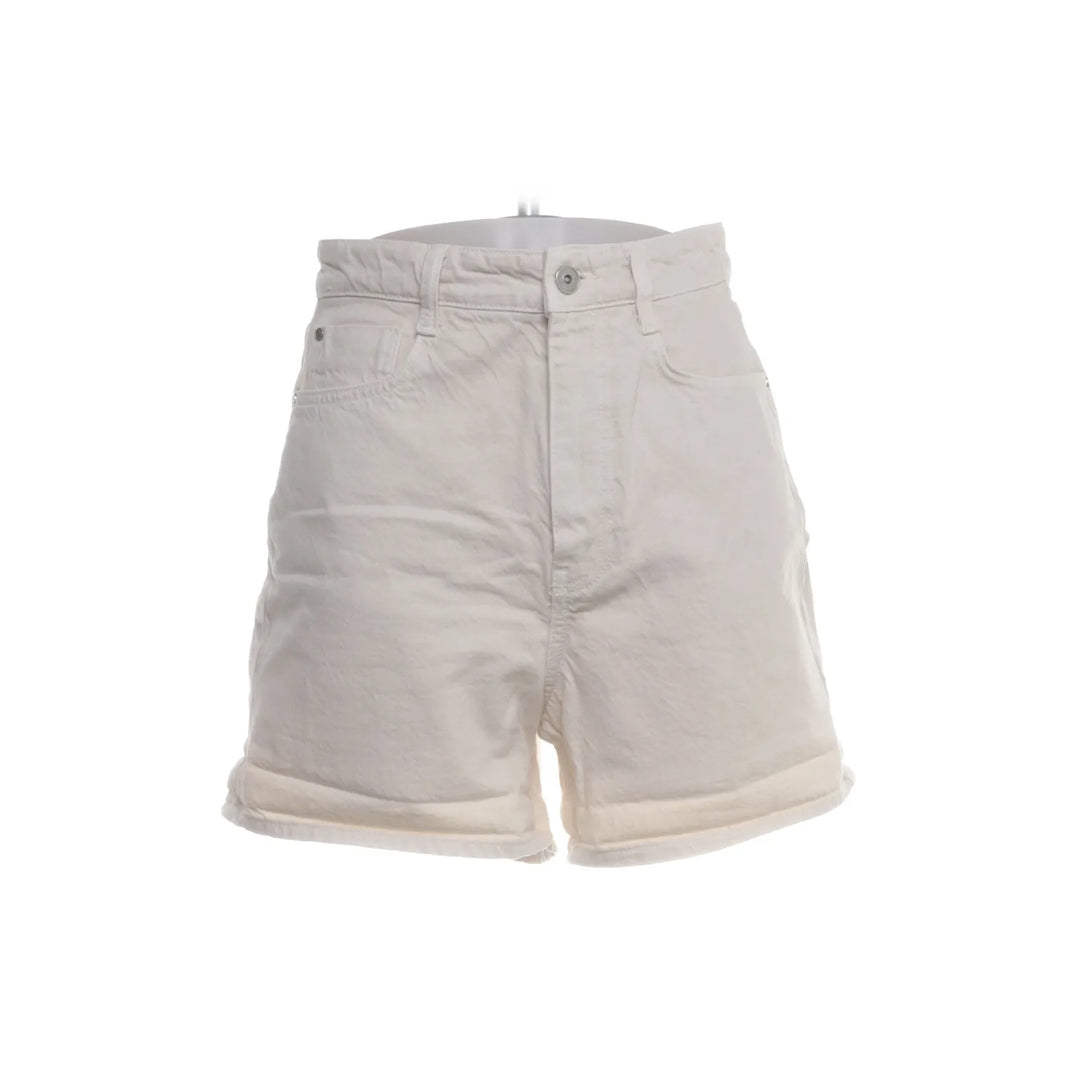 Zara | Beige - Denim shorts