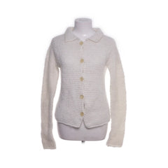 Rabera Saloner | Witte gebreide knoopvest