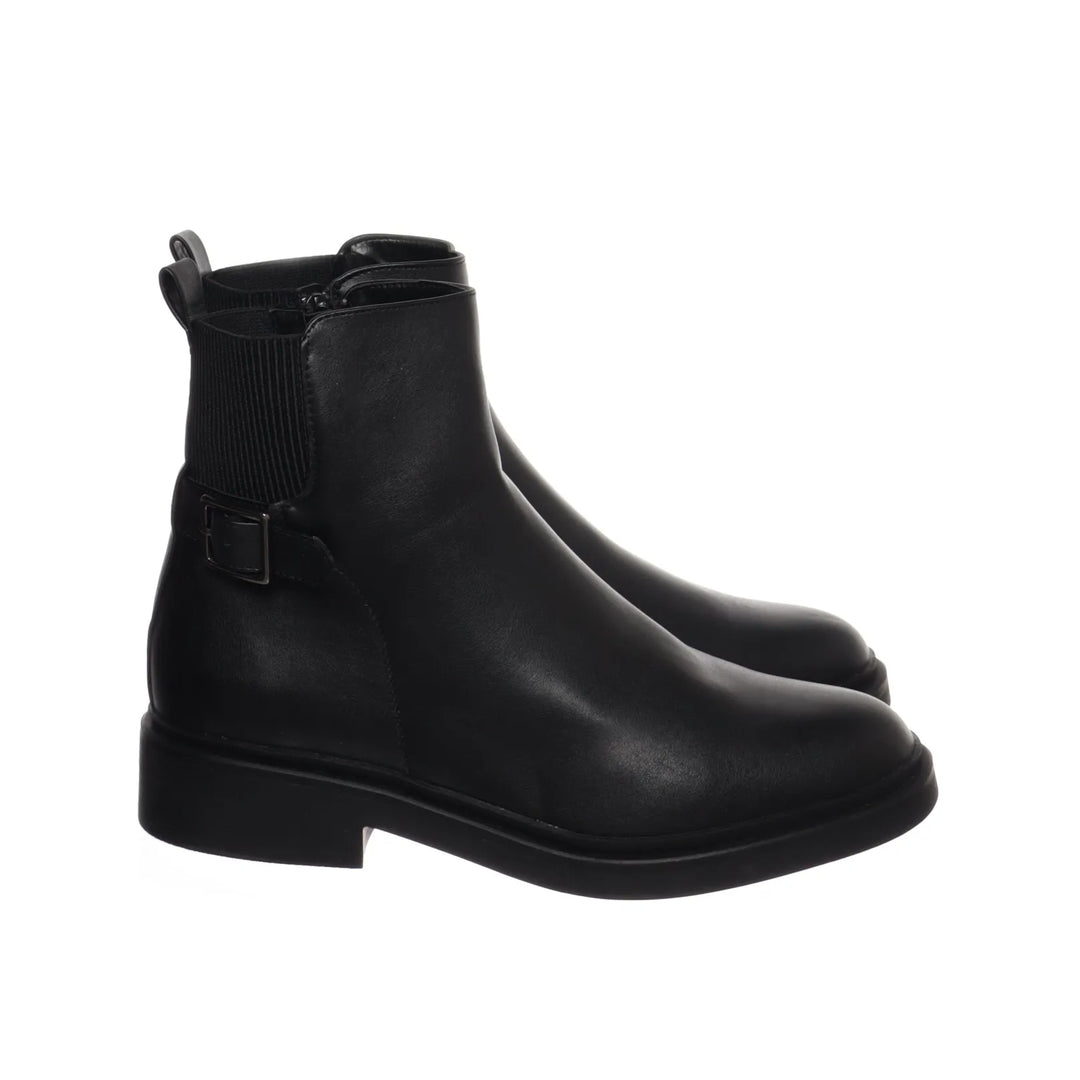 Next | Zwart - Enkellaarzen