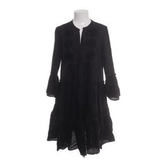 Angoor | Zwarte jurk met klokmouwen