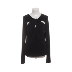 Bubbleroom | Zwarte trui met uitsnijdingen