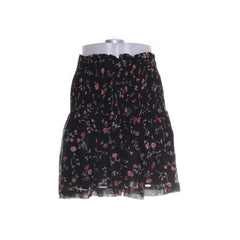 Ganni | Zwarte bloemenrok met ruches