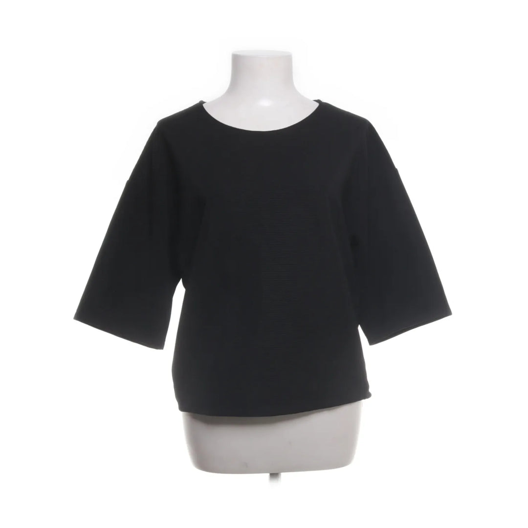 Theory | Zwart - Top