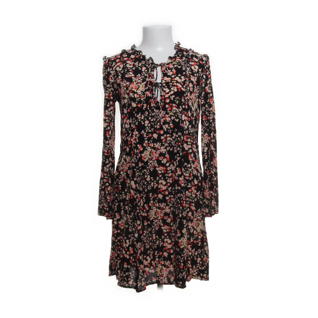 Arket | Zwart, Rood, Meerkleurig - Jurk