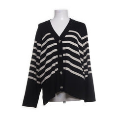 Object | Zwart-wit gestreepte vest