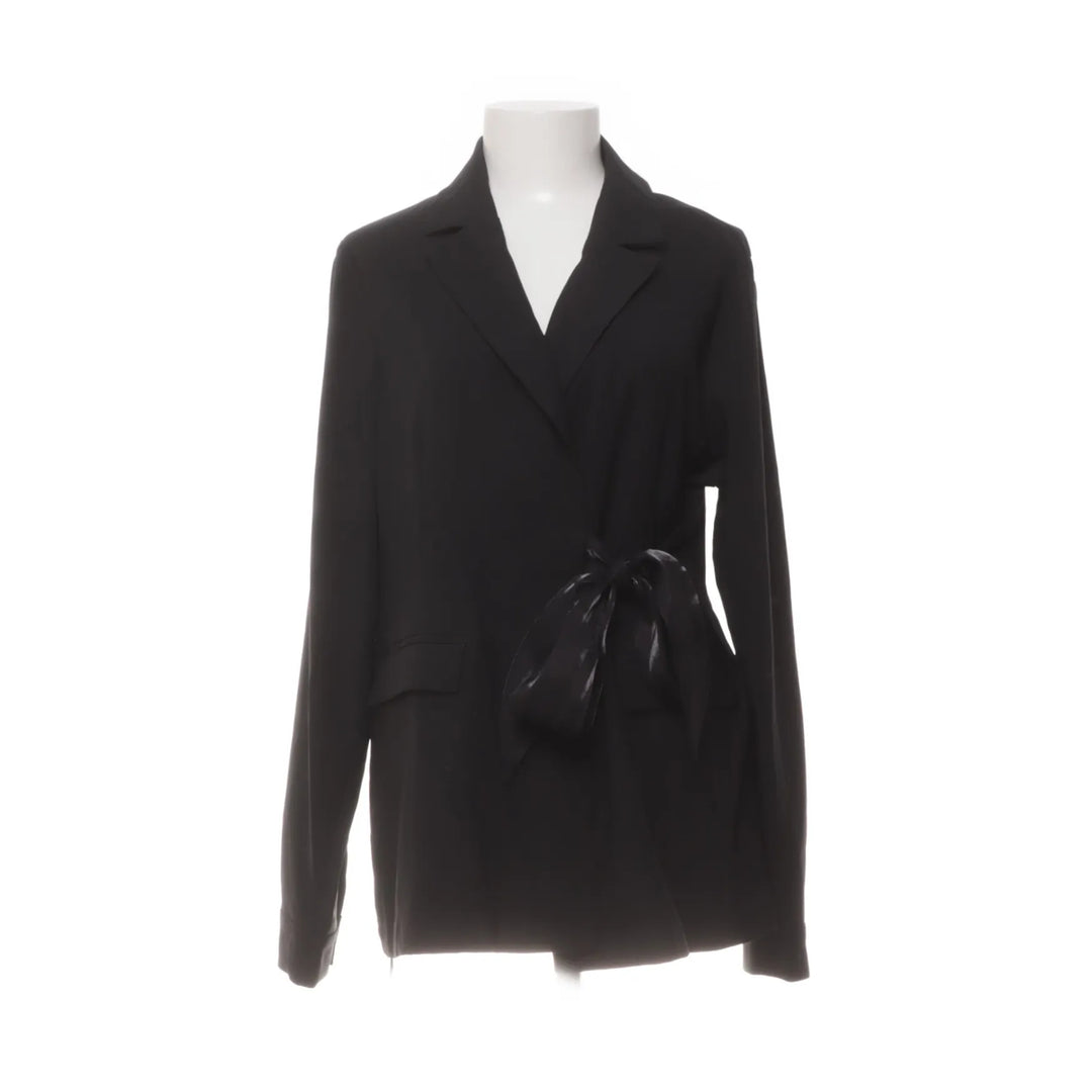 NA-KD | Zwart - Wikkelblouse