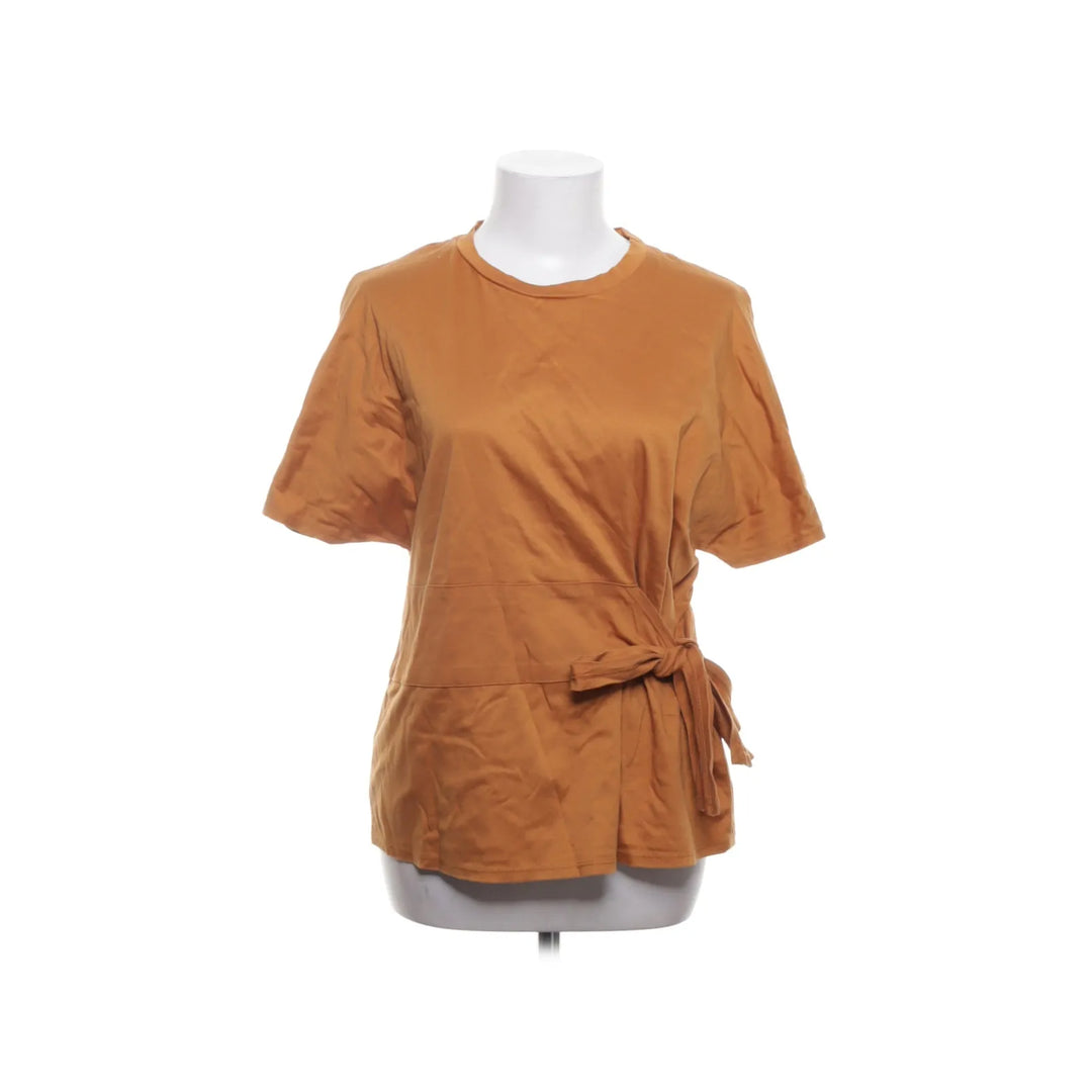 Visual Clothing Project | Oranje - Top