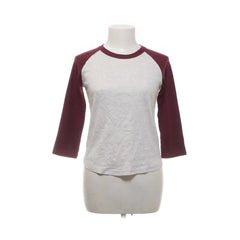 Divided by H&M | Wit T-shirt met bordeauxrode raglanmouwen