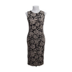 Apricot | Zwart-grijze bloemen bodycon jurk