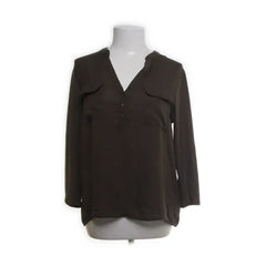 H&M | zwarte blouse met borstzakjes