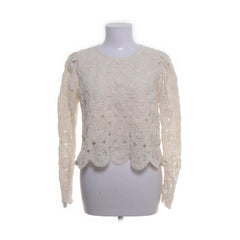 One & Other | Beige kanten crop top