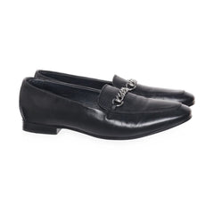 Pier One | Zwarte leren loafers met kettingdetail
