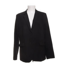 KappAhl | Zwarte blazer met twee knopen