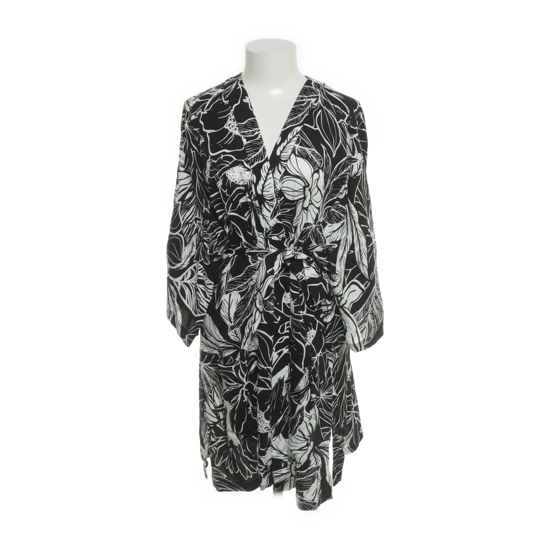 Page One | Zwart, Wit - Kimono