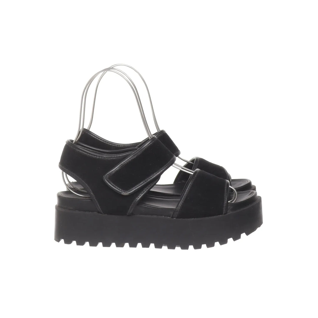 Out from Under | Zwart - Sandalen